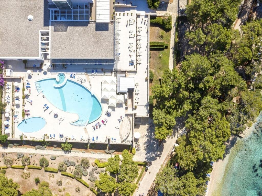 Отель Bluesun Elaphusa 4*