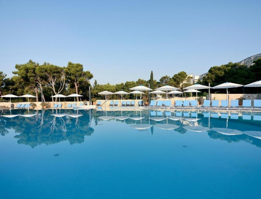 Картинка Bluesun Elaphusa 4*