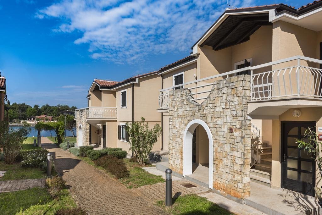 Картинка Apartments Amfora Plava Laguna (ex. Sol Amfora) 4*