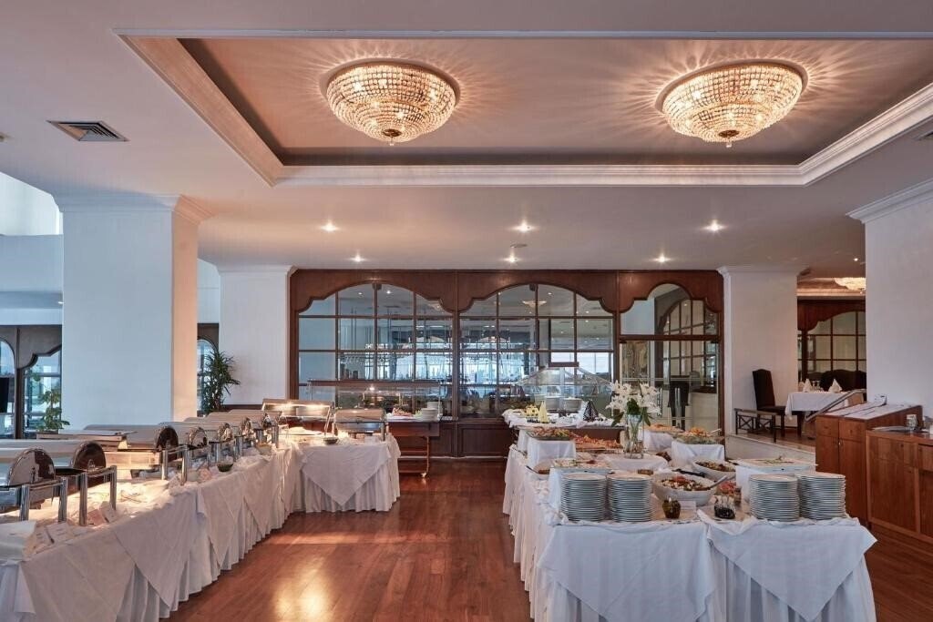 Фотография Grecian Bay Hotel 5*