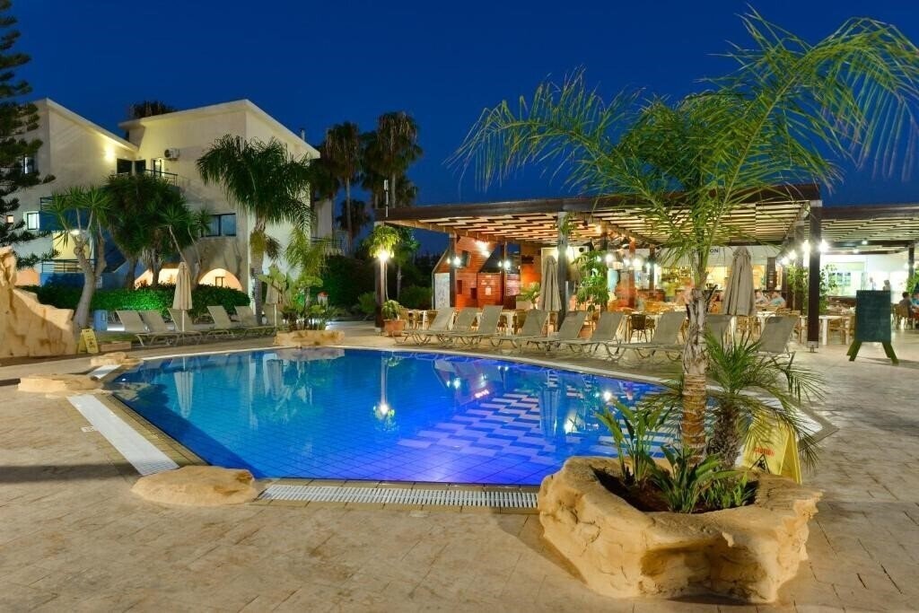 Фотография Makronisos Holiday Village 3*