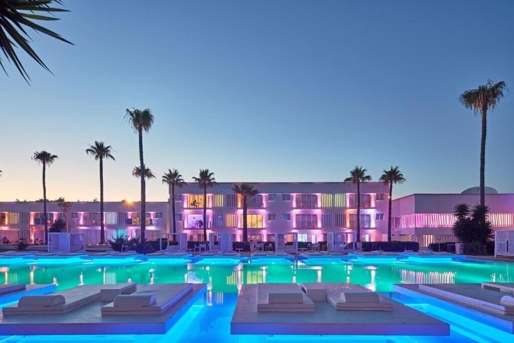 Картинка So White Club Resort 5*