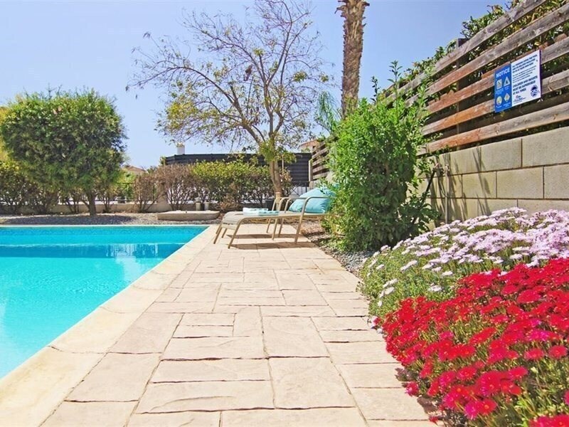 Фото Villas2let Agia Thekla Villa вилла