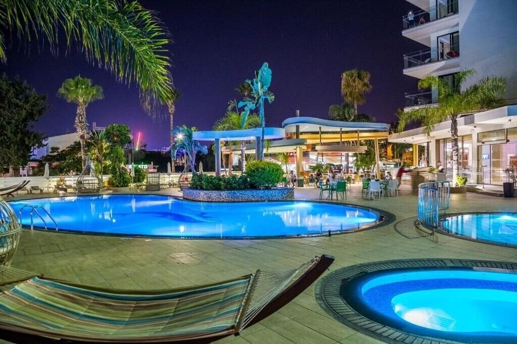 Отель Stamatia 3*