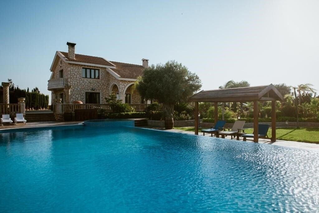 Отель Grand Mansion Countryhouse 4*