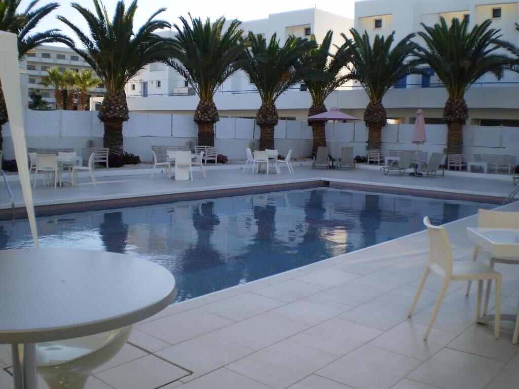 Изображение L Eros Hotel 1*