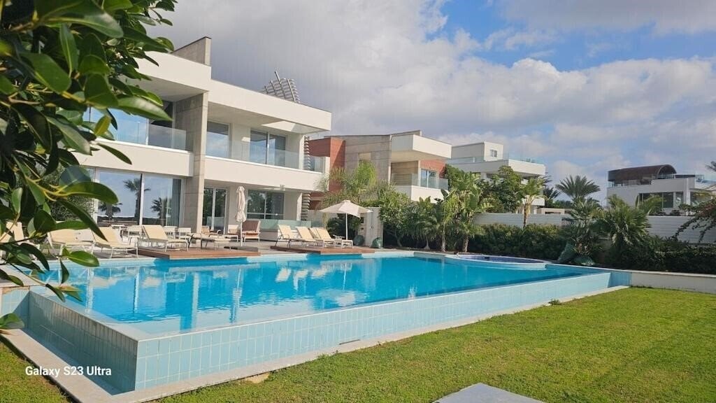 Картинка Tranguility Elite Luxury Home 4*