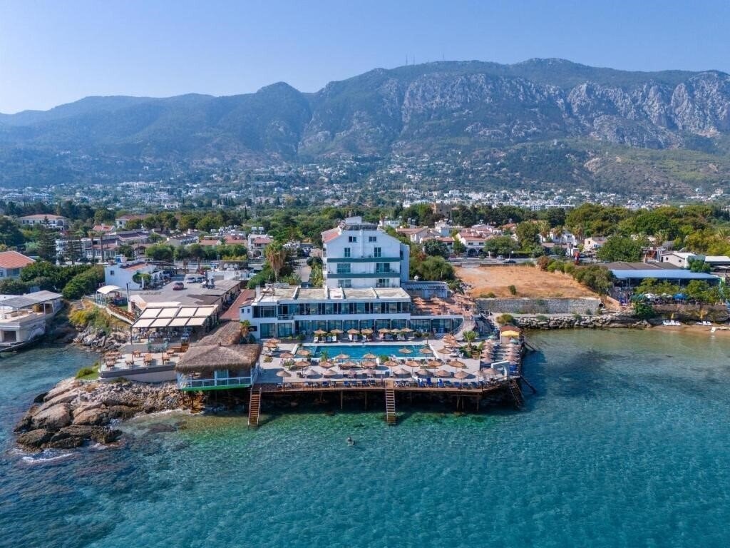 Отель Manolya Hotel 3*