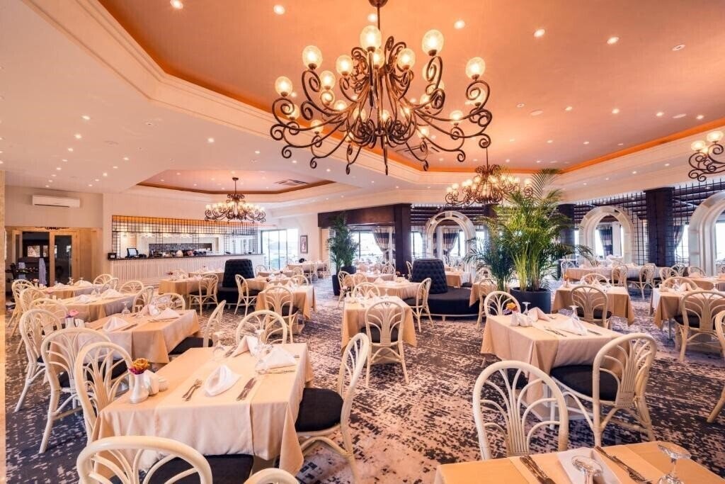 Изображение Olive Tree Hotel 3*