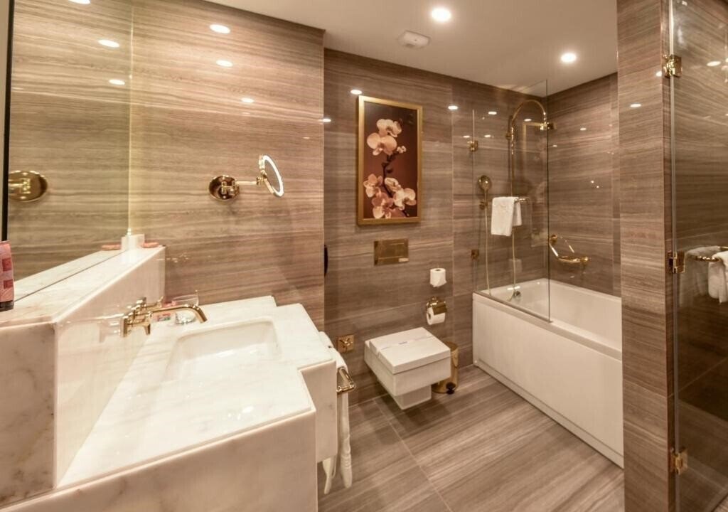 Фотография Rocks Hotel 5*