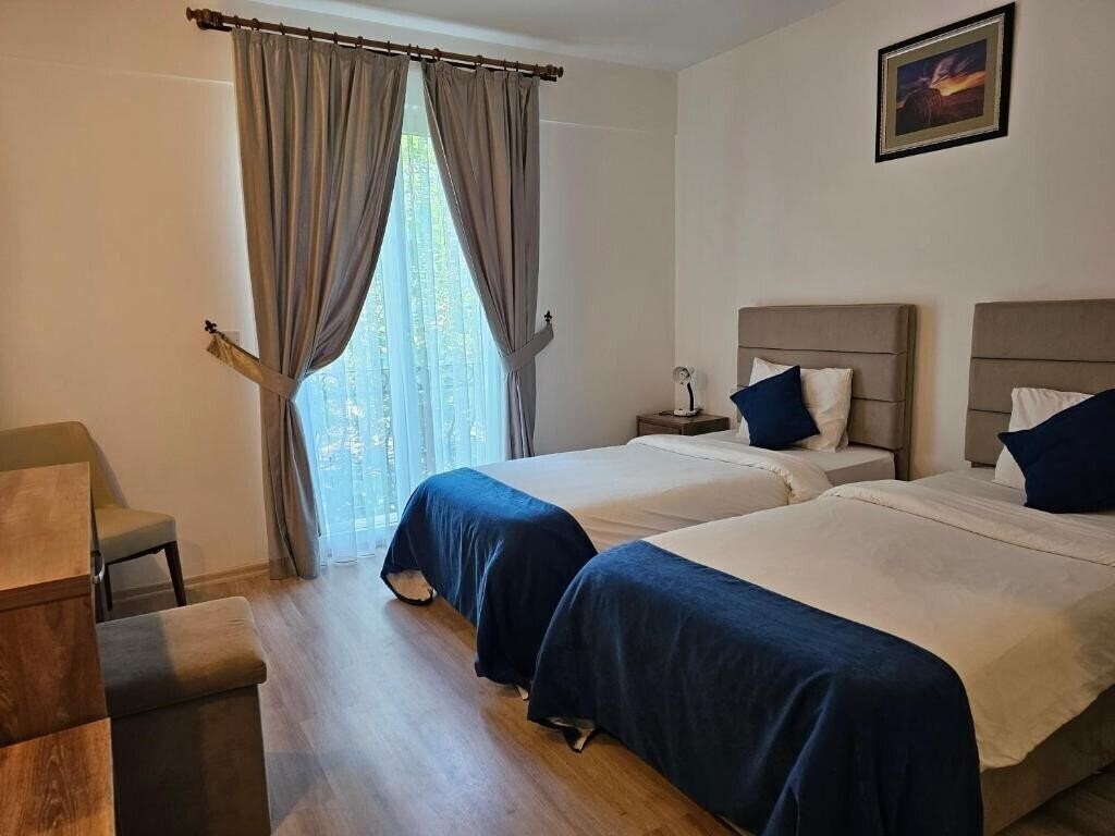 Фото Park Palace Hotel 3*