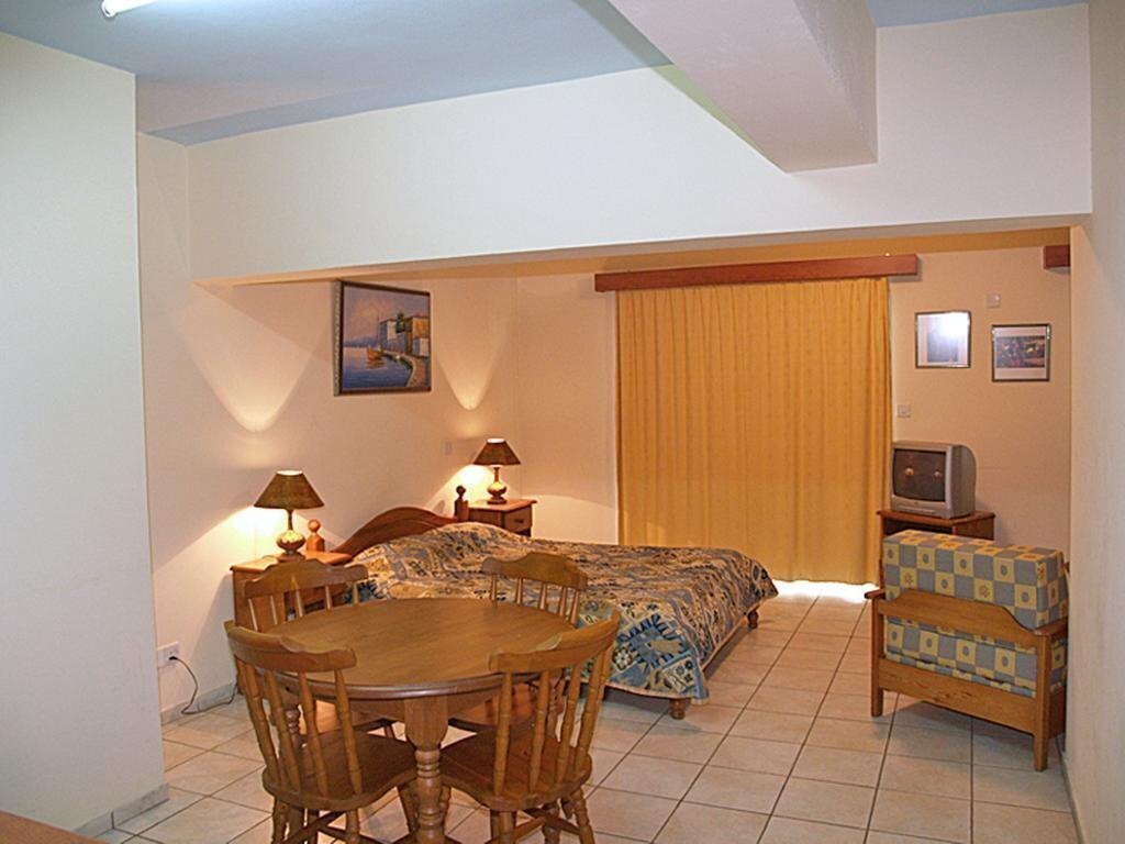 Отель Palm Sea Holiday Beach Apts 2*