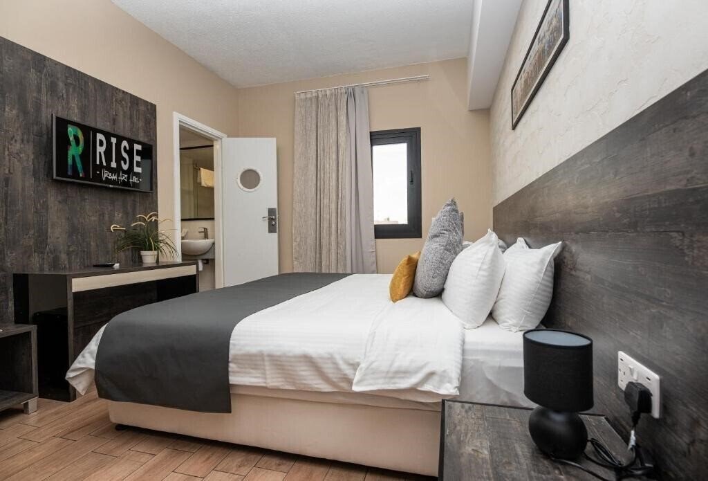 Фото Rise Hotel 3*