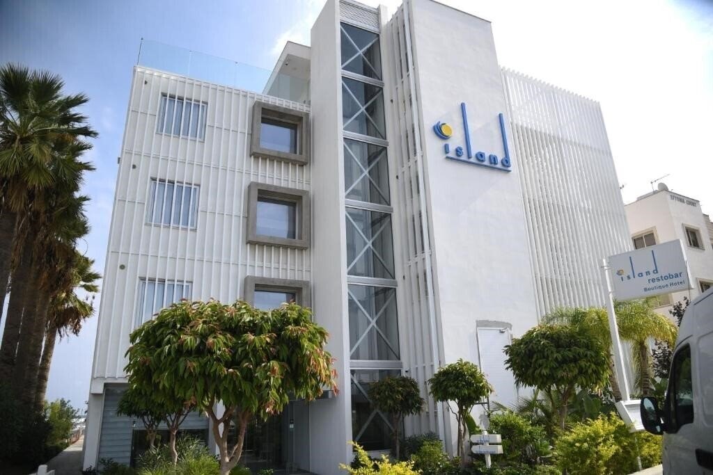 Отель Island Boutique Hotel 4*