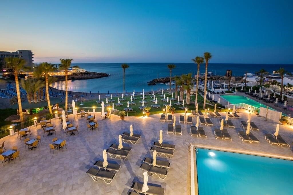 Изображение Louis Infinity Blu 4*