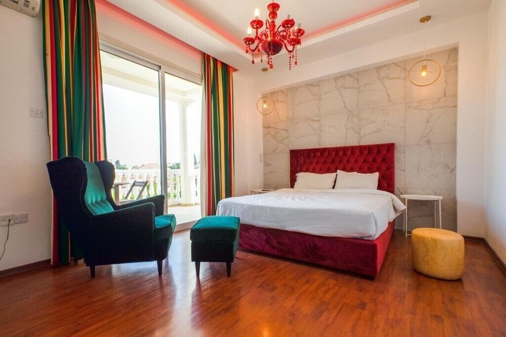Изображение Saint Elena Boutique Hotel 3*