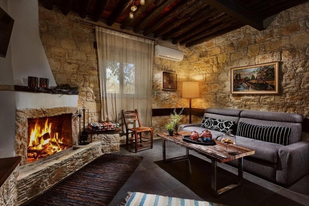 Фото Oinoessa Traditional Boutique Houses 3*