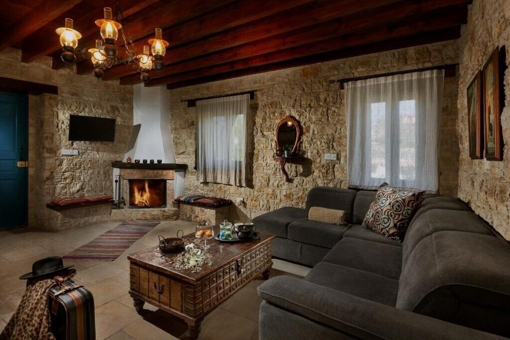 Фотография Oinoessa Traditional Boutique Houses 3*