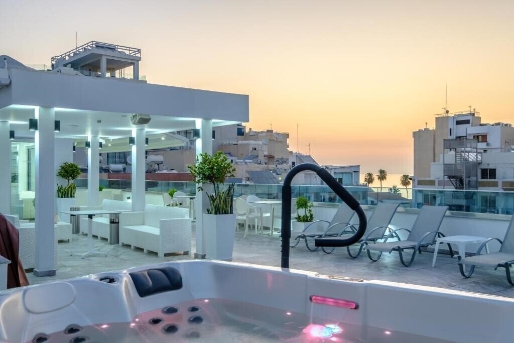 Фотография Art & Wine Studios & Apts 3*