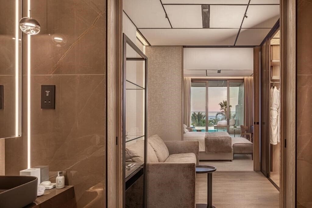 Фотография Amathus Residences 5*