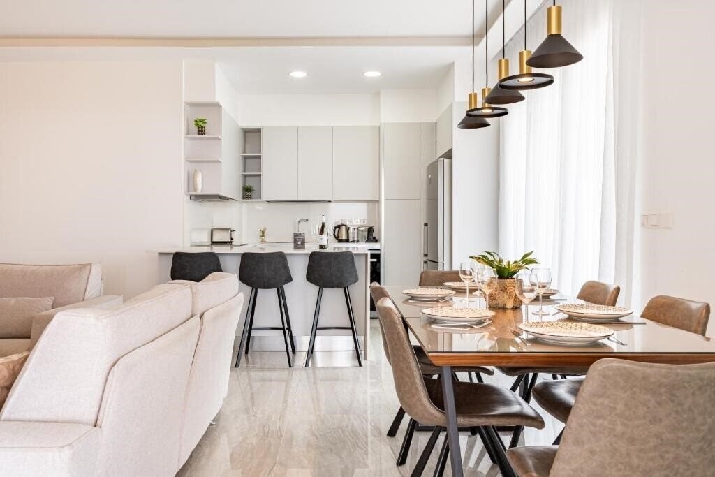 Изображение Yamas Urban Living Pool Penthouse Marvel 4*