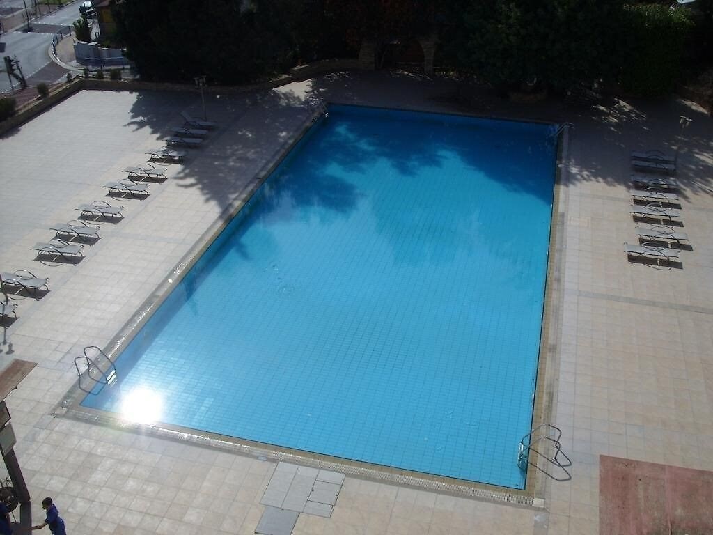 Картинка Golden Arches 3*