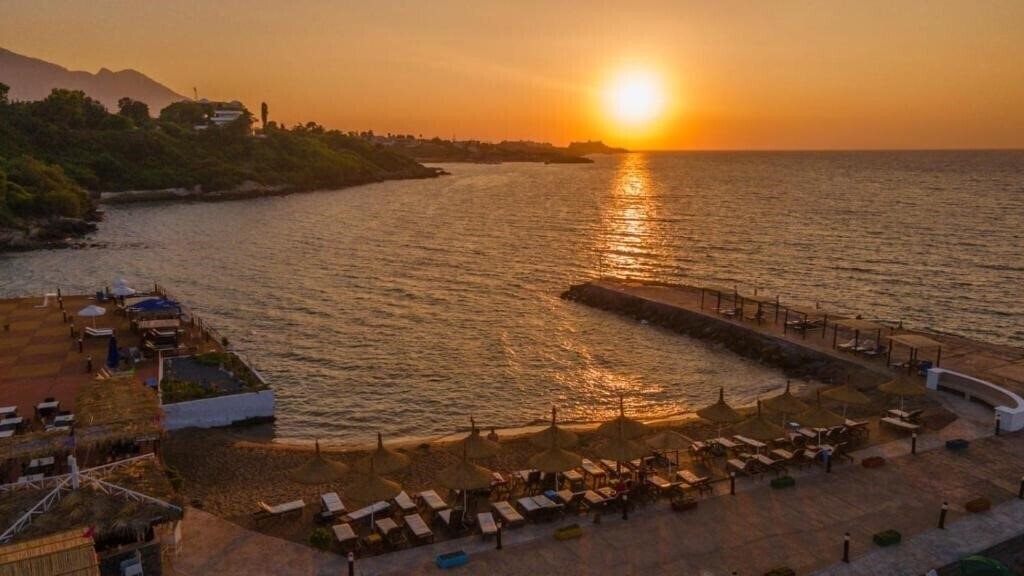 Фото Ada Beach Hotel 3*