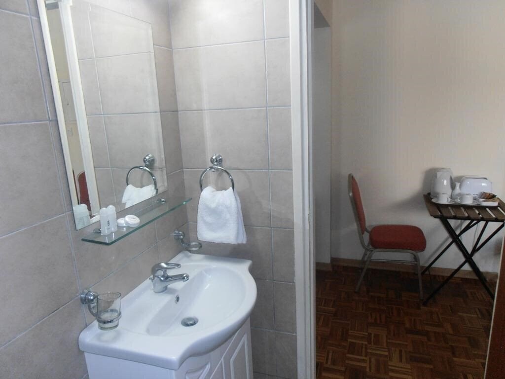 Изображение Executive Suites 3*