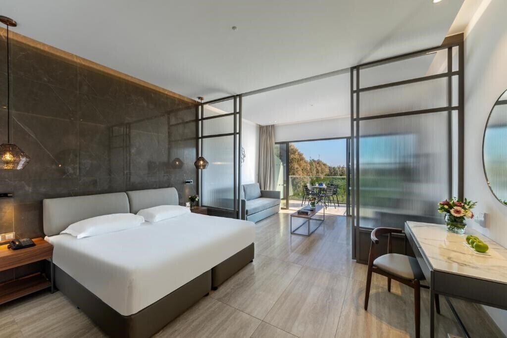 Фото Aliathon Ionian 4*