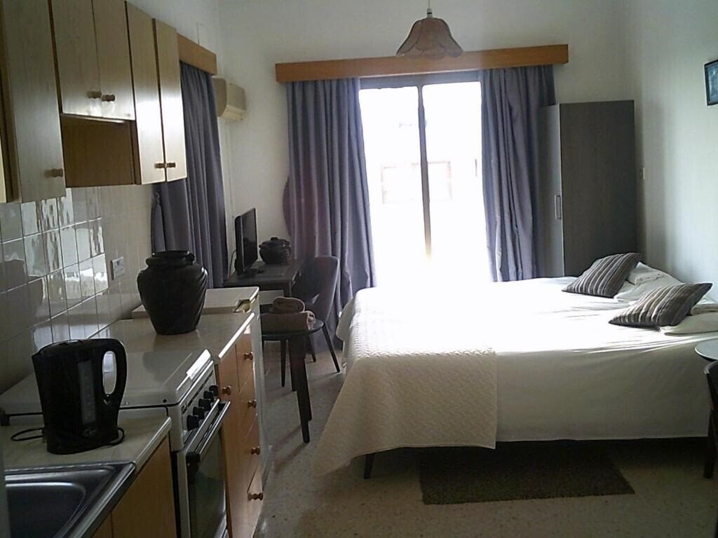 Фото Panklitos Apartments 2*