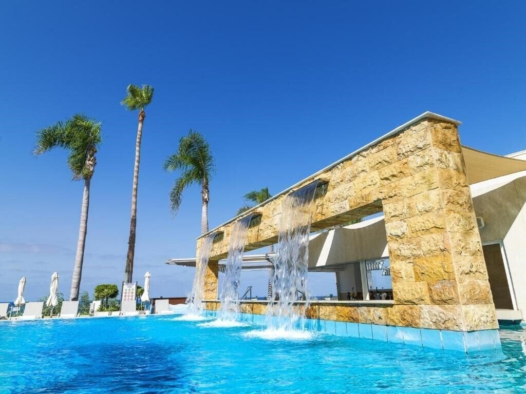 Картинка Alexander The Great Beach Hotel 4*