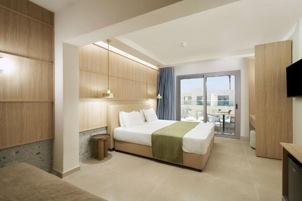 Фото Eleni Holiday Village 4*