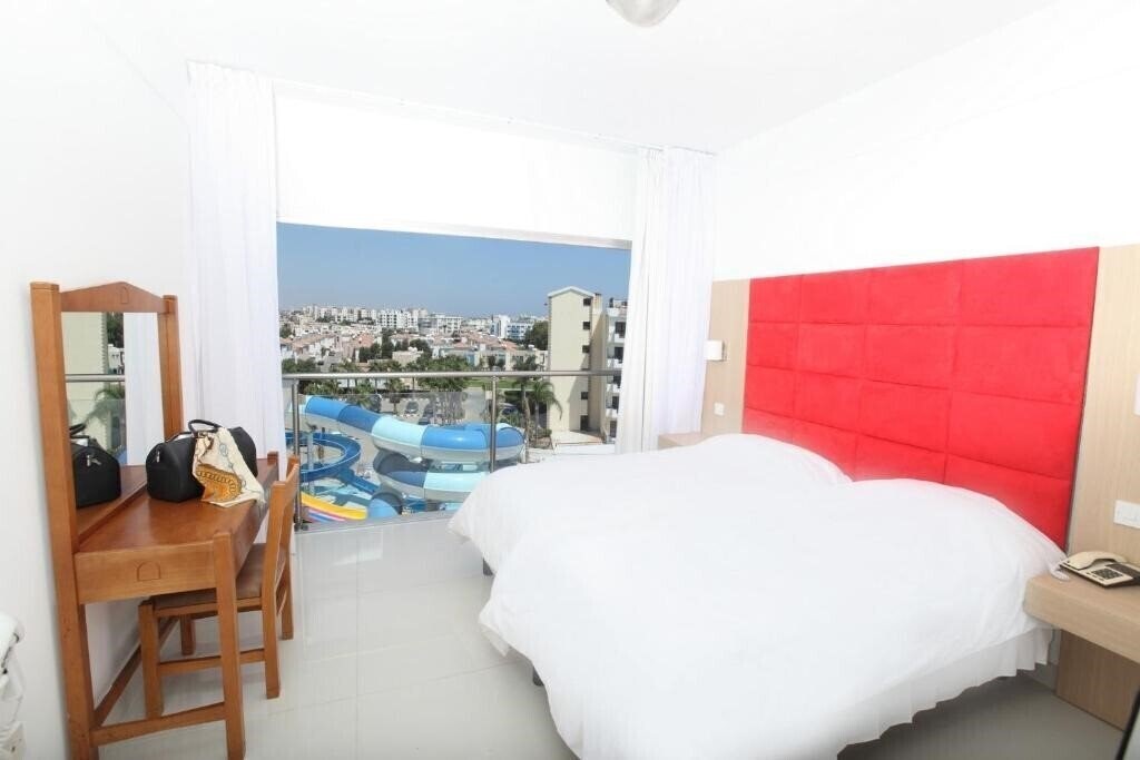 Фотография Anastasia Hotel Apartments 4*