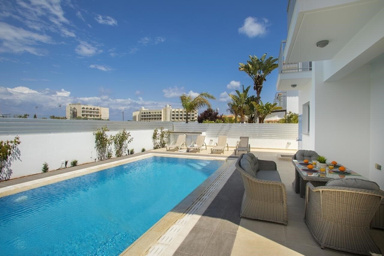 Фото Villa Posidonas 9 4*