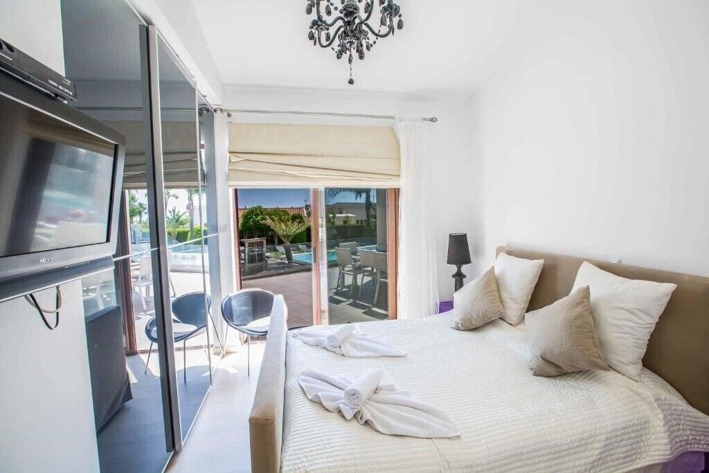 Фото Villa Nyx 3*