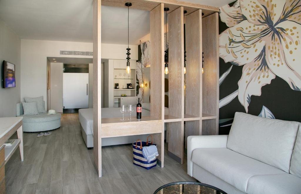 Фотография FUN & SUN FAMILY Vangelis Hotel 4*