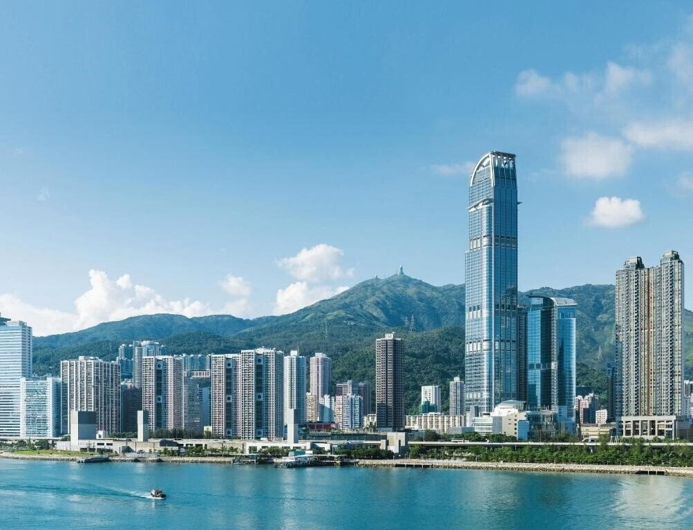 Отель Nina Tsuen Wan West 5*