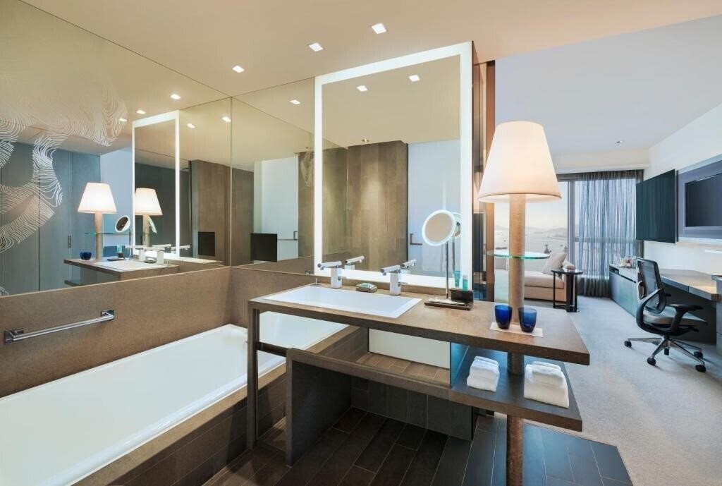 Картинка W Hong Kong 5*