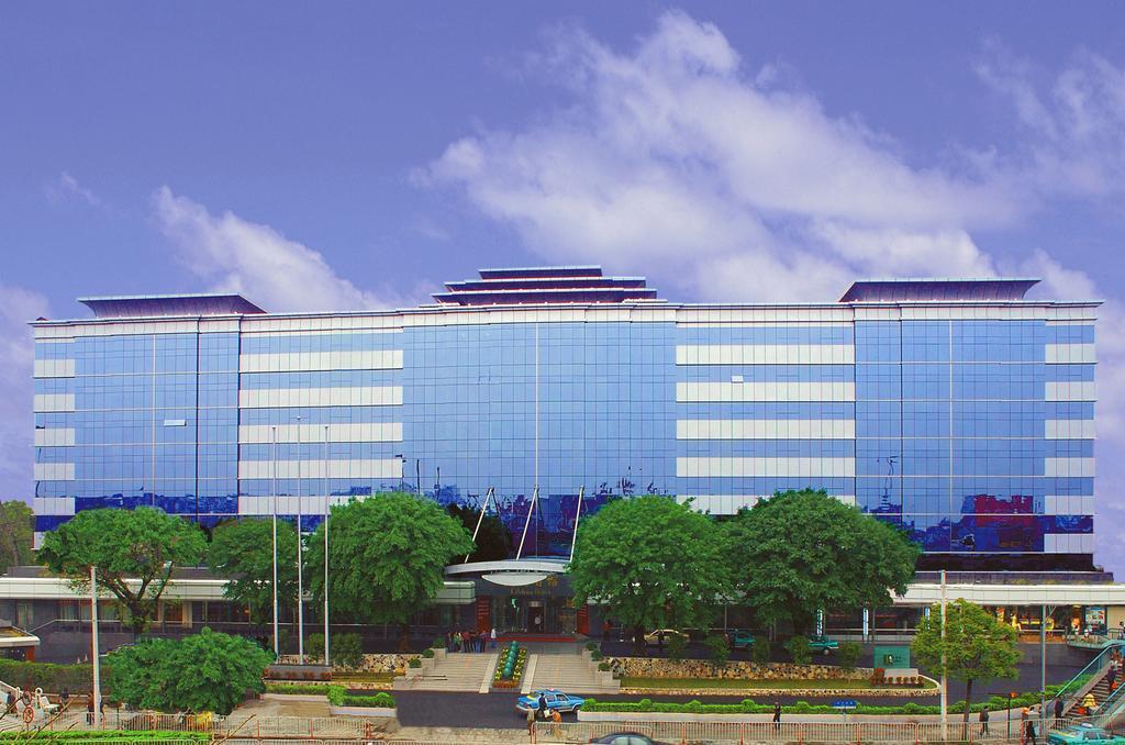 Отель Liuhua 4*