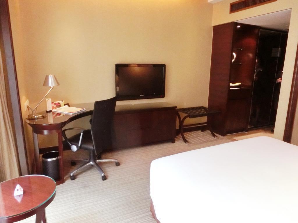 Изображение Leeden Hotel Guangzhou 4*