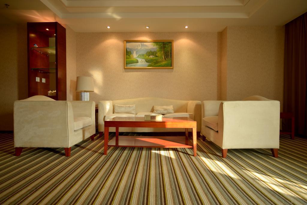 Изображение Vanguard Hotel 4*