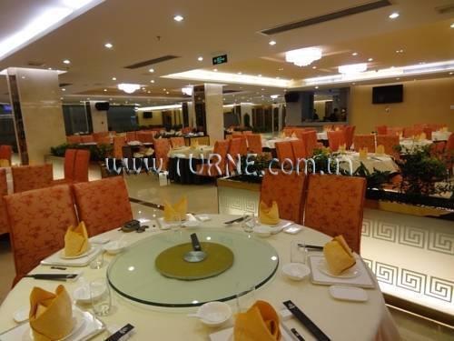 Фотография Yifeng Hotel 3*