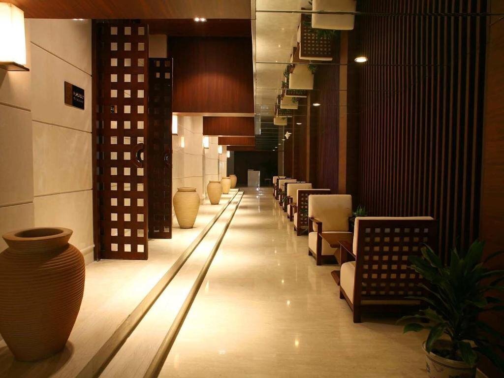 Фото Royal Garden 4*