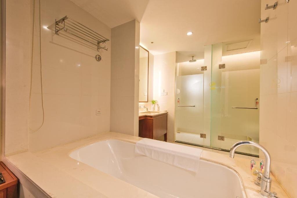 Фотография Royal Garden 4*