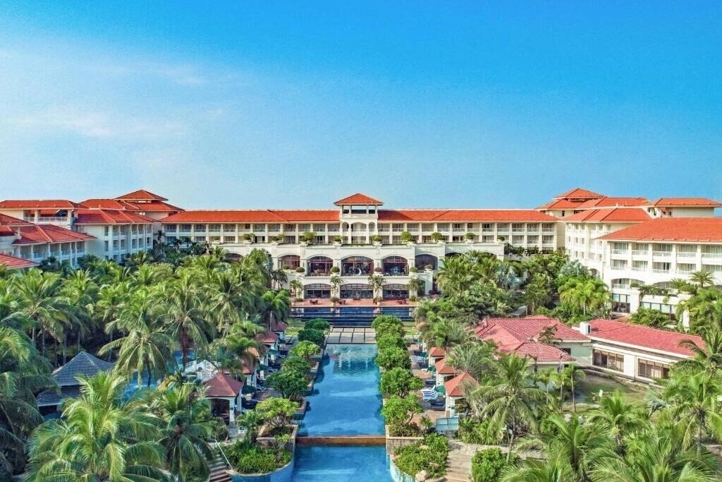 Отель Sheraton Haikou Hotel 5*