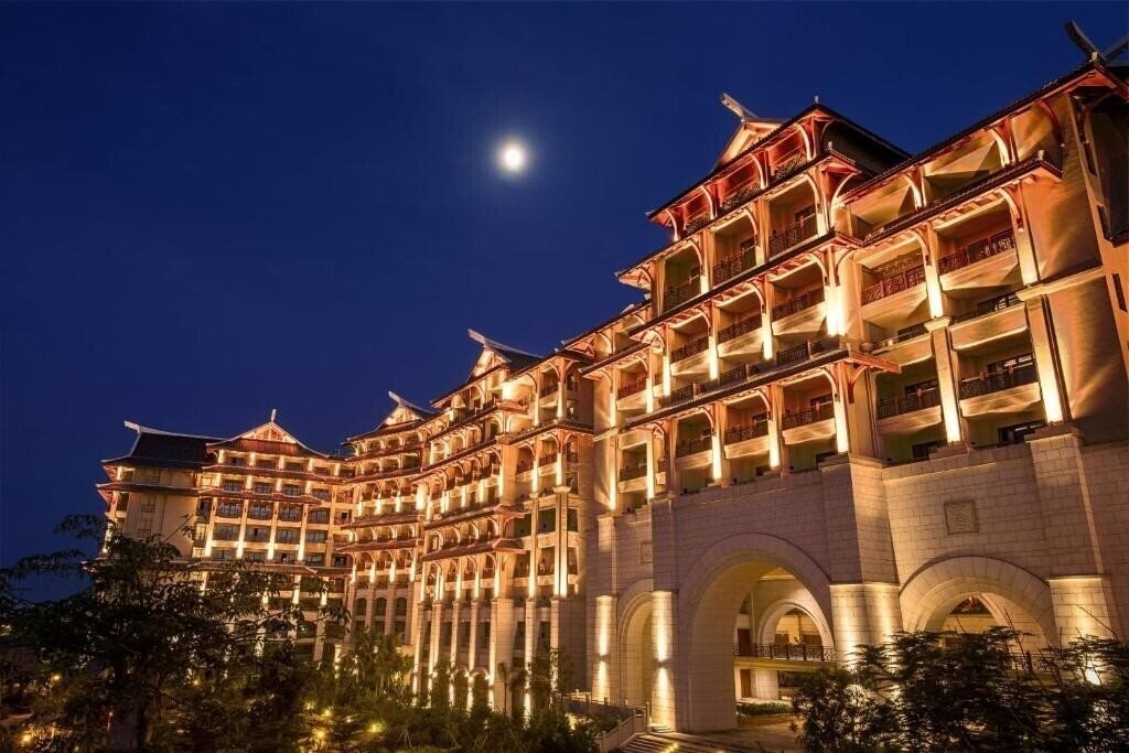 Отель Haikou Marriott Hotel 5*