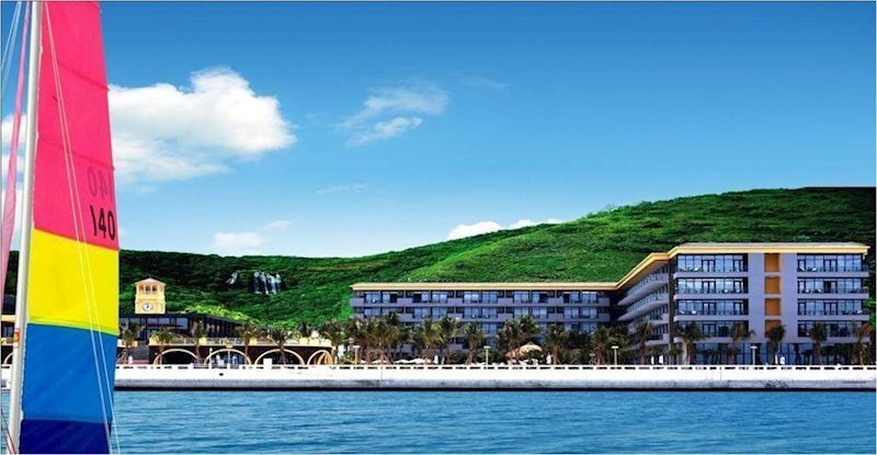 Отель Serenety Coast Resort Sanya 5*