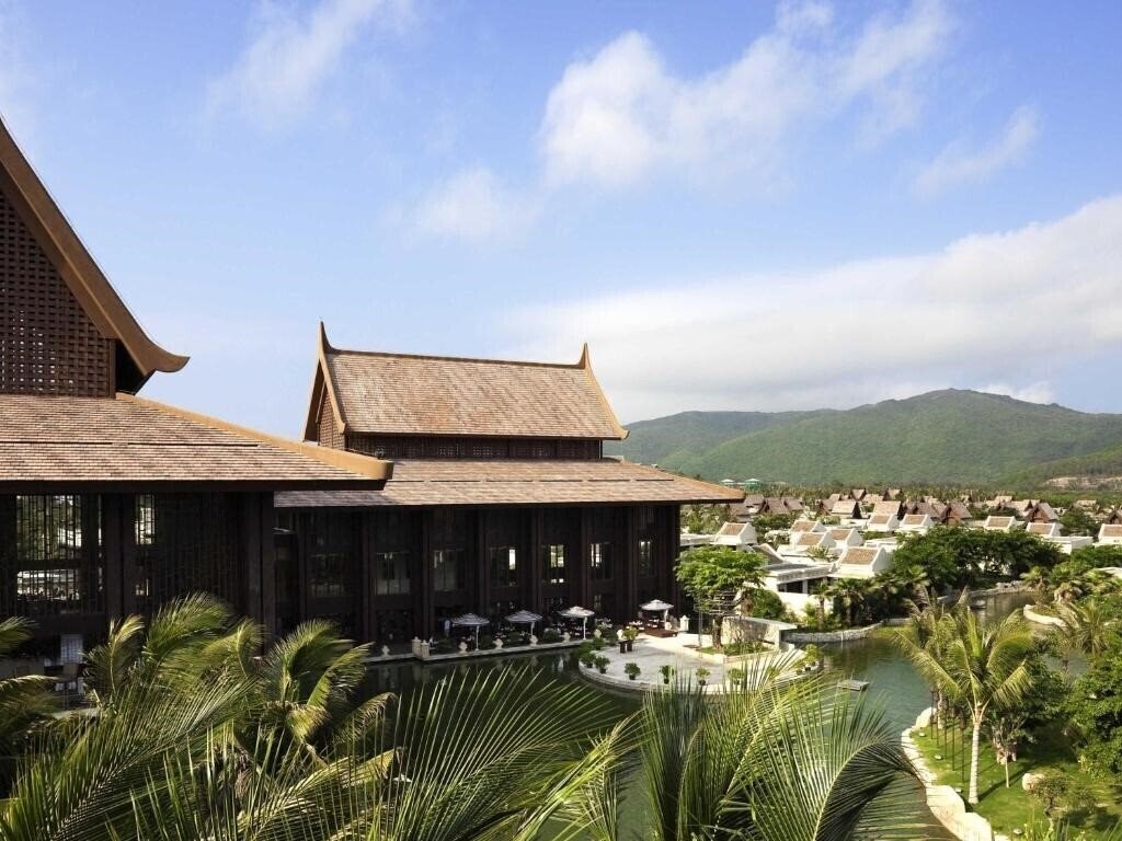Отель Pullman Sanya Yalong Bay Villas & Resort 5*