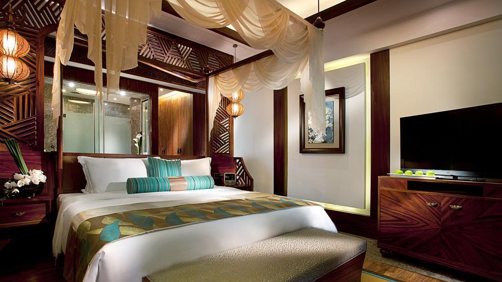 Отель Wanda Vista Resort Sanya 5*