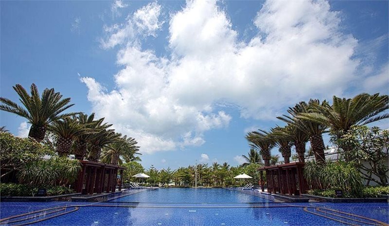 Фото Jinghai Hotel & Resort 5*